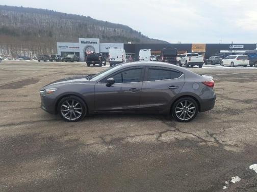 2018 Mazda Mazda3 Touring