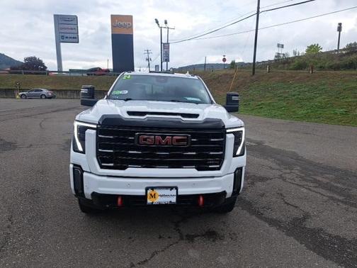 2024 GMC Sierra 2500 AT4