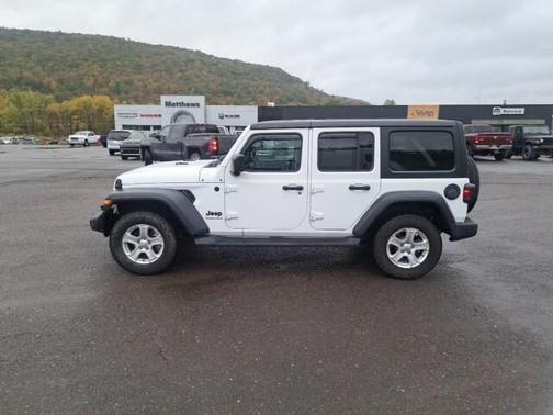 2023 Jeep Wrangler Sport
