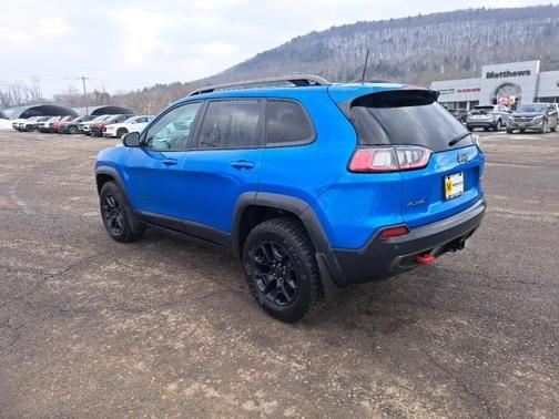 2021 Jeep Cherokee Trailhawk