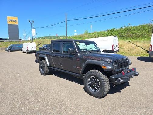 Granite Crystal Clearcoat Metallic 2026 Jeep Gladiator Shadow Ops