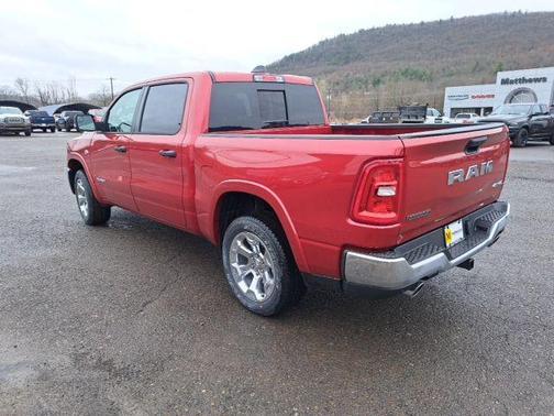 Molten Red Pearlcoat 2026 RAM 1500 Big Horn