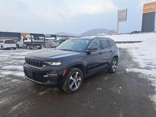 2022 Jeep Grand Cherokee 4xe Base