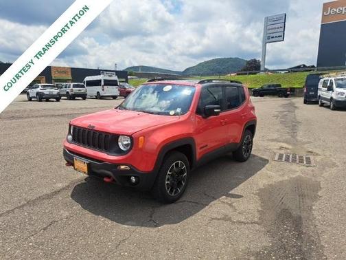 2023 Jeep Renegade Trailhawk