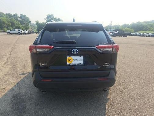 2024 Toyota RAV4 Hybrid XLE