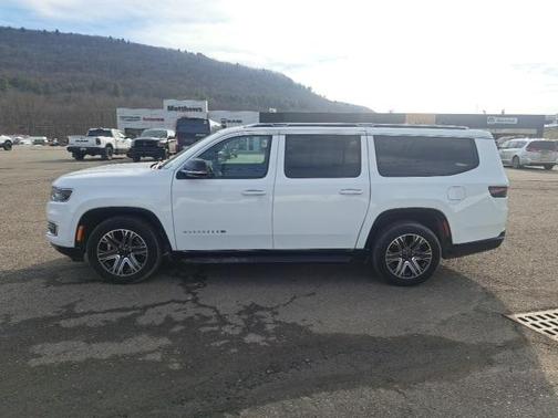 2025 Jeep Wagoneer L Series II