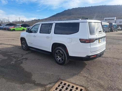 2025 Jeep Wagoneer L Series II