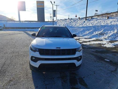 2023 Jeep Compass Altitude