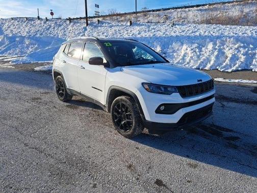 2023 Jeep Compass Altitude