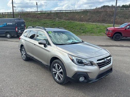 Tungsten Metallic 2019 Subaru Outback 3.6R Limited