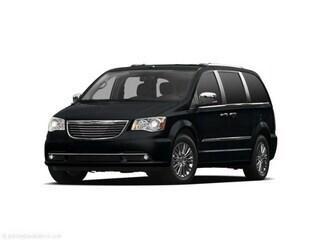 2011 Chrysler Town & Country Limited