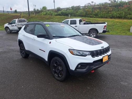 2024 Jeep Compass Trailhawk