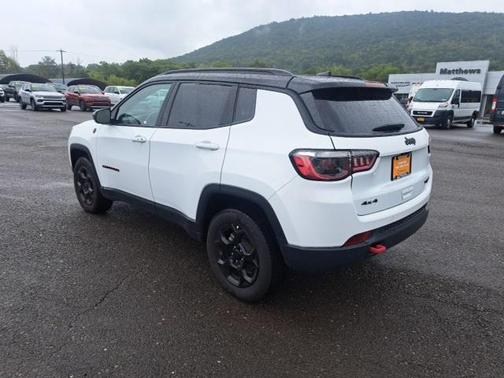 2024 Jeep Compass Trailhawk