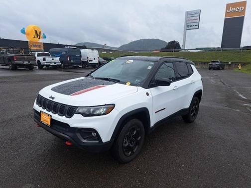 2024 Jeep Compass Trailhawk