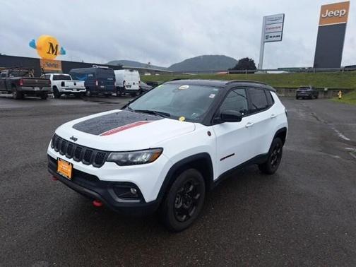 2024 Jeep Compass Trailhawk