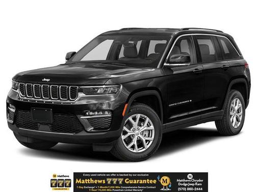 Diamond Black 2023 Jeep Grand Cherokee Laredo
