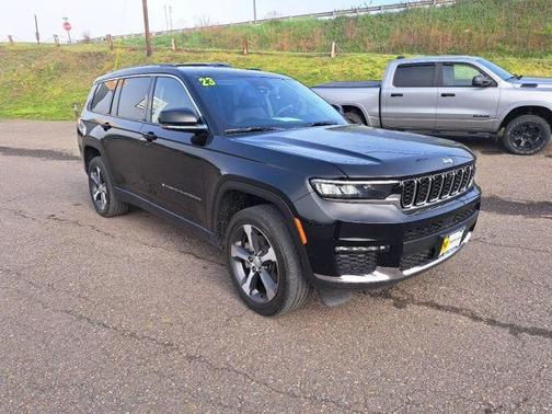 Black 2023 Jeep Grand Cherokee L Limited