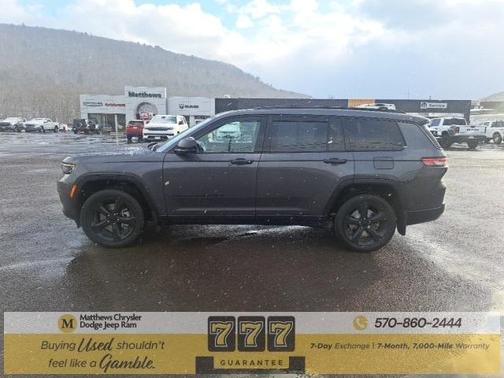 2023 Jeep Grand Cherokee L Laredo