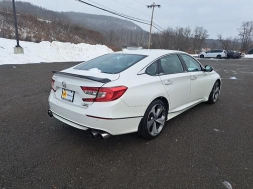 2018 Honda Accord Touring 2.0T