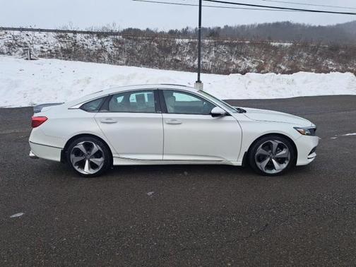 2018 Honda Accord Touring 2.0T