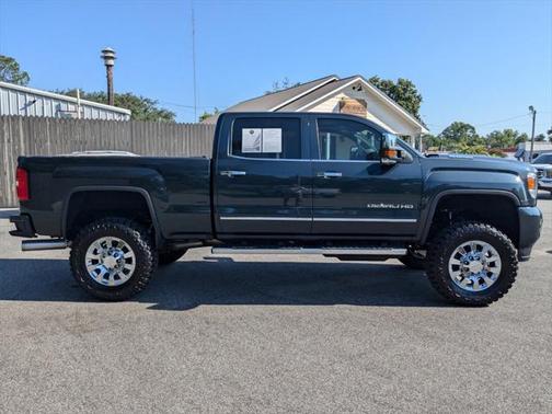 2018 GMC Sierra 2500 Denali
