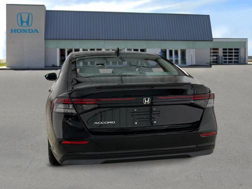 2025 Honda Accord LX 1.5T
