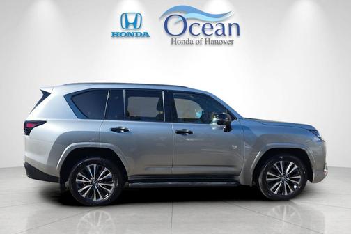 2024 Lexus LX 600 Premium