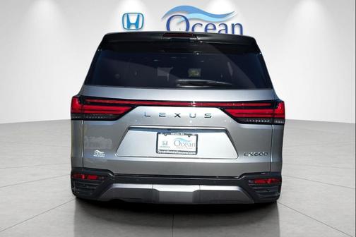 2024 Lexus LX 600 Premium