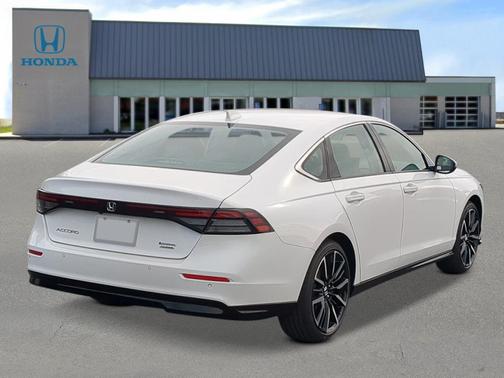 Platinum White Pearl 2026 Honda Accord Hybrid Touring