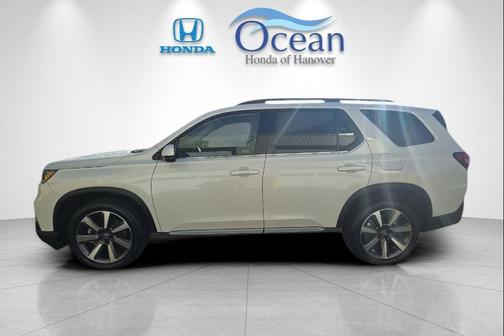 2024 Honda Pilot Touring 8-Passenger