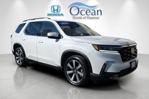 2024 Honda Pilot Touring 8-Passenger