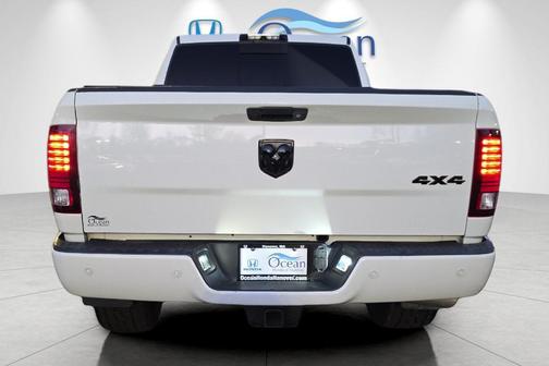 2018 RAM 2500 Laramie Mega Cab 4x4 6'4' Box