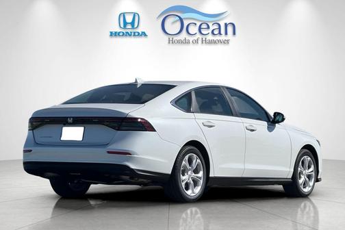 2025 Honda Accord LX 1.5T