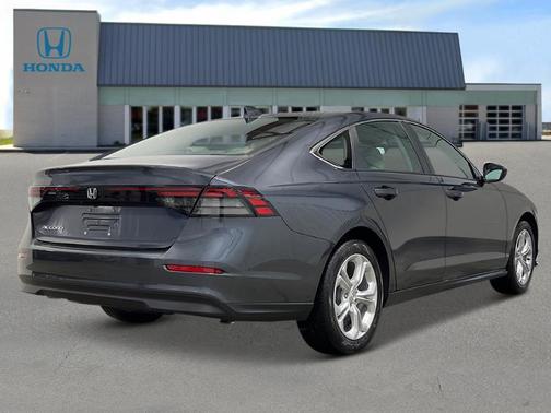 2025 Honda Accord LX 1.5T