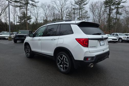 2023 Honda Passport AWD Elite