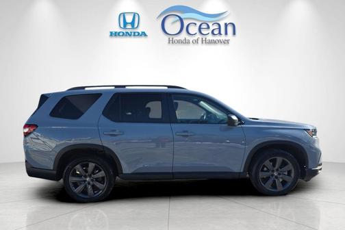 2023 Honda Pilot AWD Sport