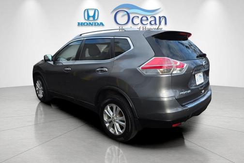Gun Metallic 2015 Nissan Rogue SV