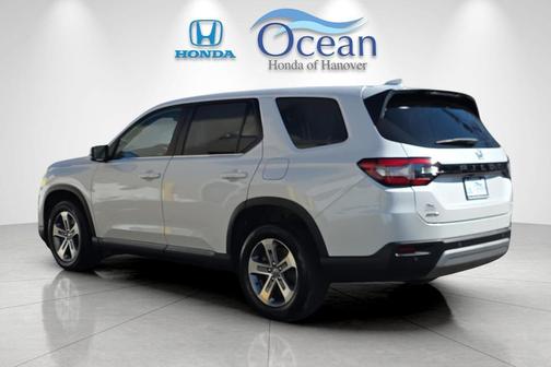 2023 Honda Pilot AWD EX-L 7 Passenger