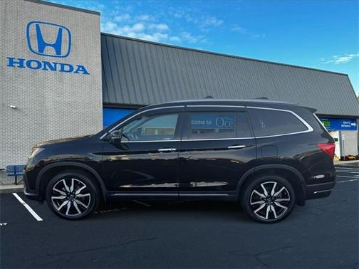 2021 Honda Pilot Touring 8-Passenger