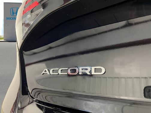 2025 Honda Accord LX 1.5T