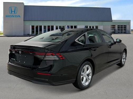 2025 Honda Accord LX 1.5T