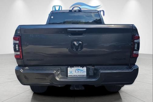 Granite Crystal Metallic Clearcoat 2024 RAM 2500 Big Horn Crew Cab 4x4 6'4' Box