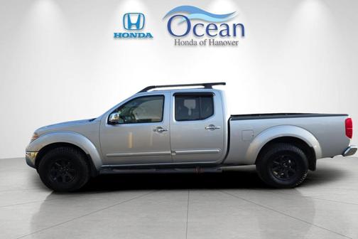 2009 Nissan Frontier LE Crew Cab