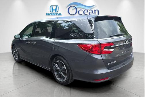 Modern Steel Metallic 2023 Honda Odyssey Elite