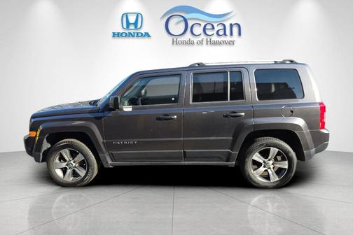 Granite Crystal Metallic Clearcoat 2016 Jeep Patriot High Altitude