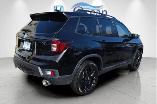 2024 Honda Passport AWD Black