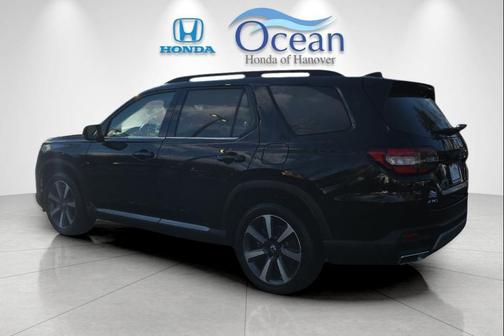 2023 Honda Pilot AWD Elite