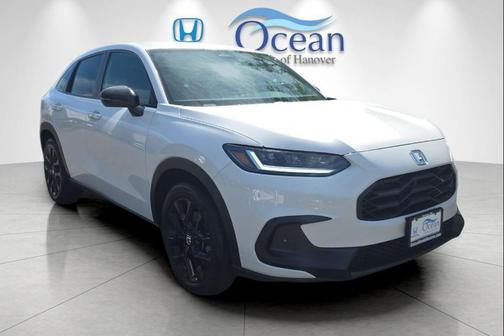 Platinum White Pearl 2025 Honda HR-V AWD Sport