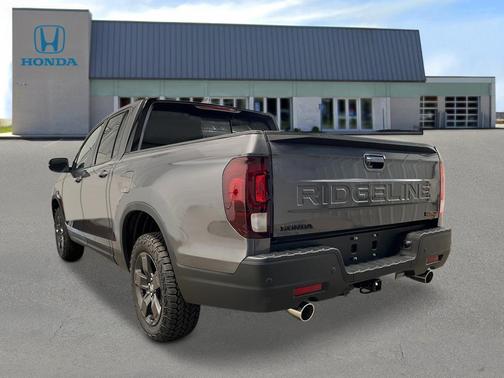 Modern Steel Metallic 2026 Honda Ridgeline TrailSport