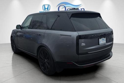 2023 Land Rover Range Rover P530 SE